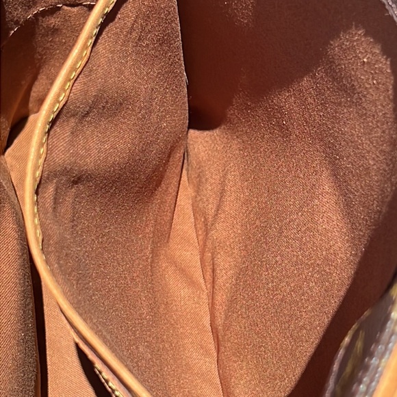 Authenticated⭐️LV Vavin GM Tote - Picture 7 of 17